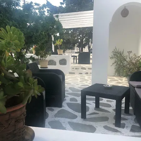 Отель 11 Mykonos Town